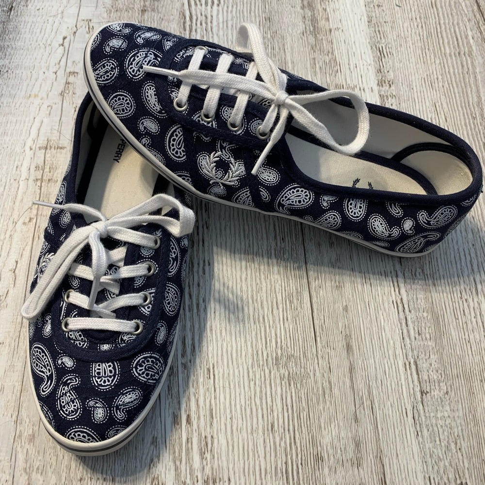 Fred Perry paisley print flats